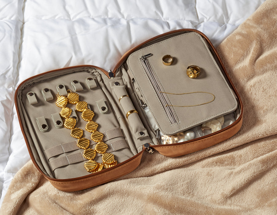Travel Jewelry Organizer - Tan